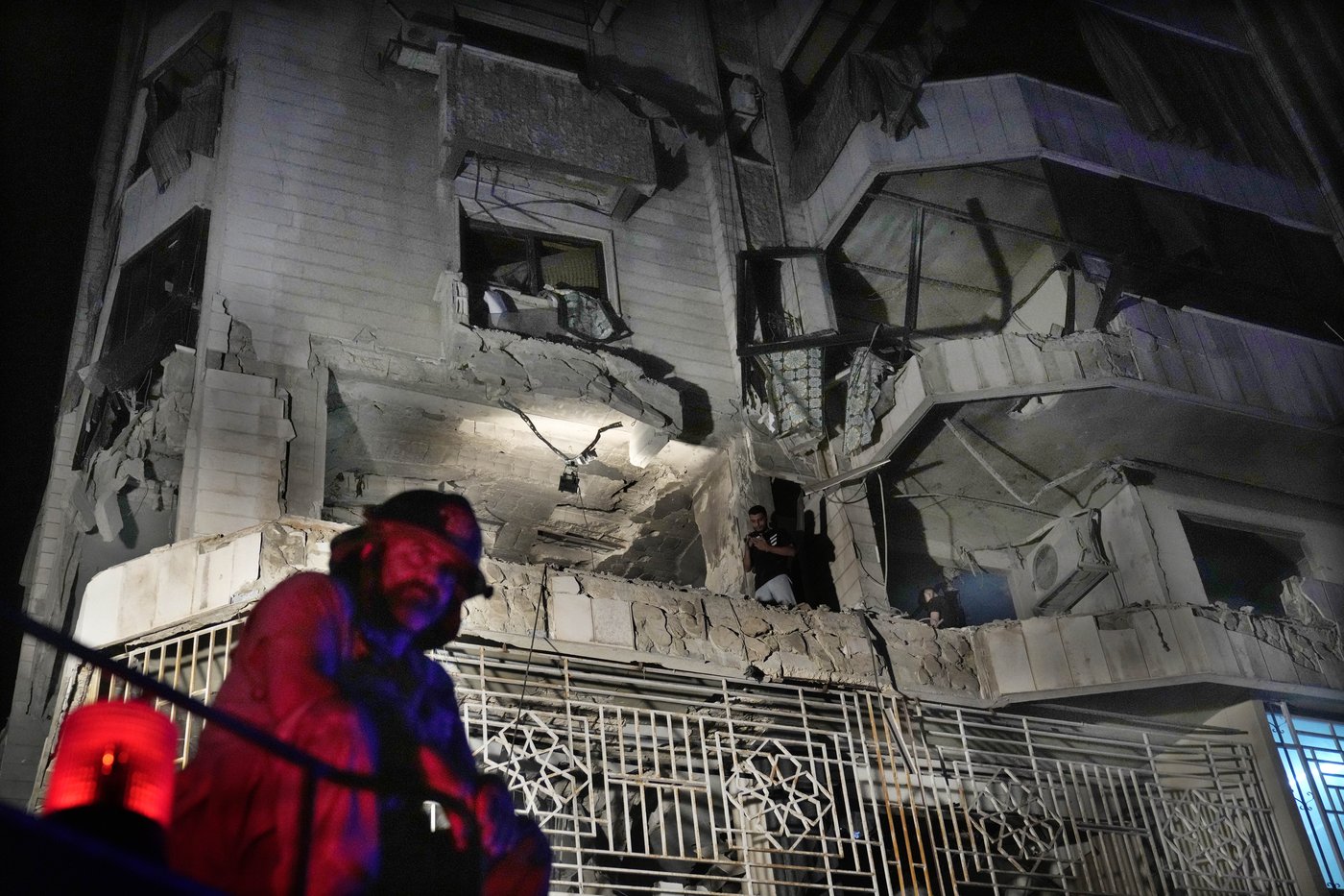Middle East latest: Israeli strike in Beirut kills 9 as troops battle Hezbollah in southern Lebanon | iNFOnews.ca