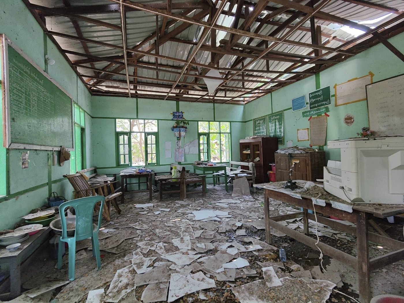 Funerals held in Myanmar for pupils and teachers killed in airstrike on school | iNFOnews.ca Funerals held in Myanmar for pupils and teachers killed in airstrike on school | iNFOnews.ca