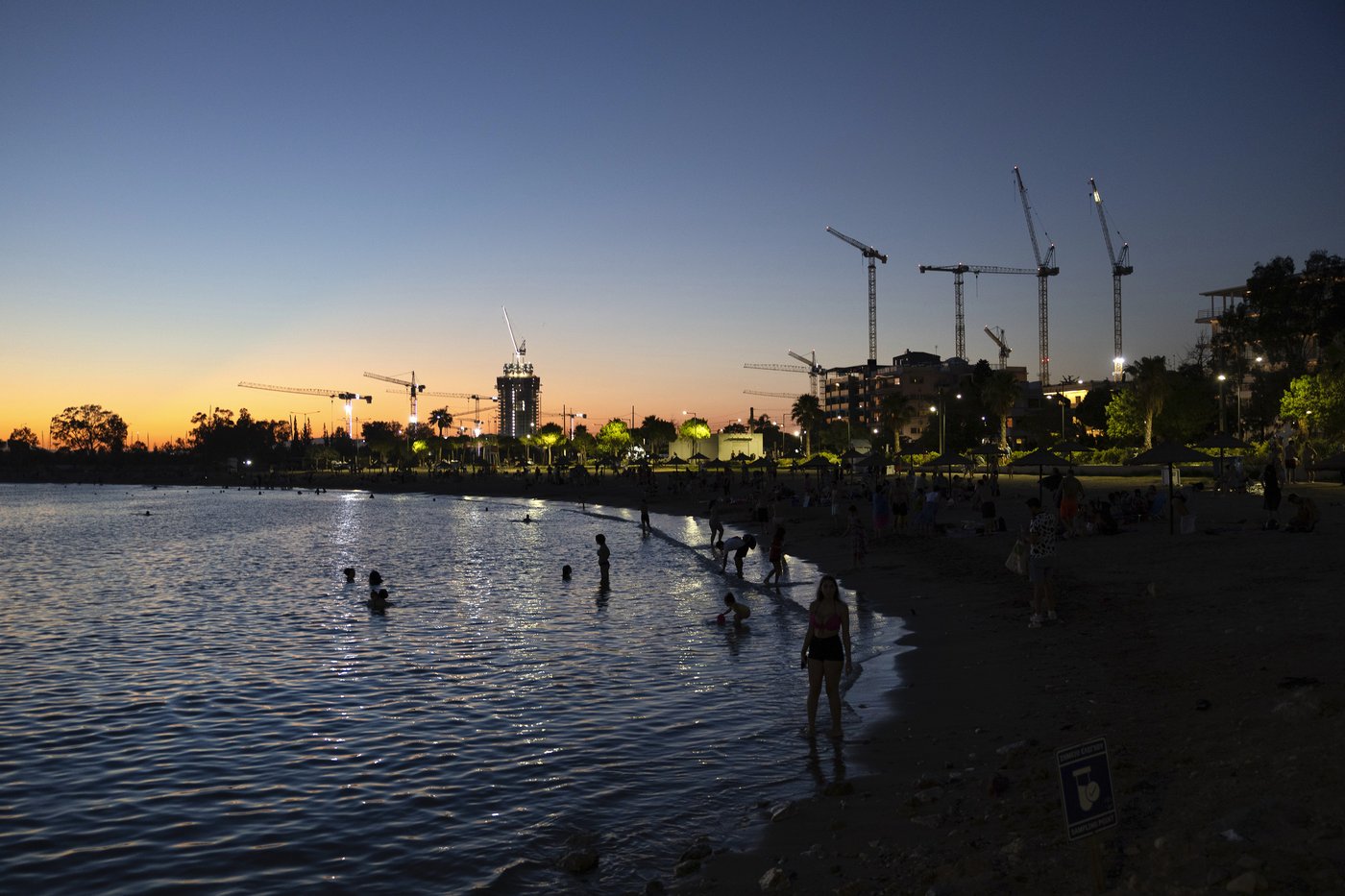 Greece imposes work breaks as a heat wave grips the country | iNFOnews.ca