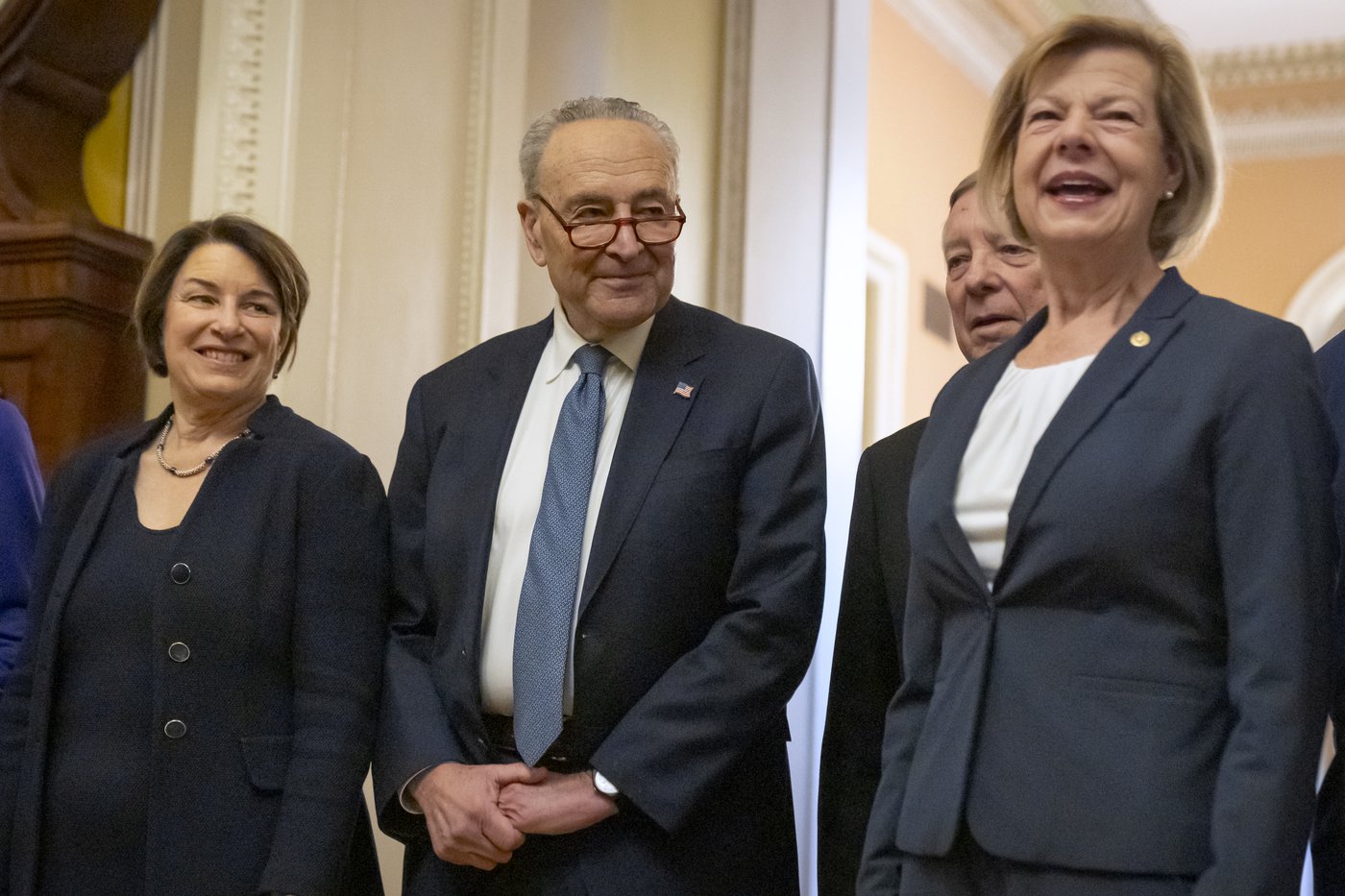 Democrats stick with Schumer as leader, their strategy for countering Trump is far less certain | iNFOnews.ca Democrats stick with Schumer as leader, their strategy for countering Trump is far less certain | iNFOnews.ca
