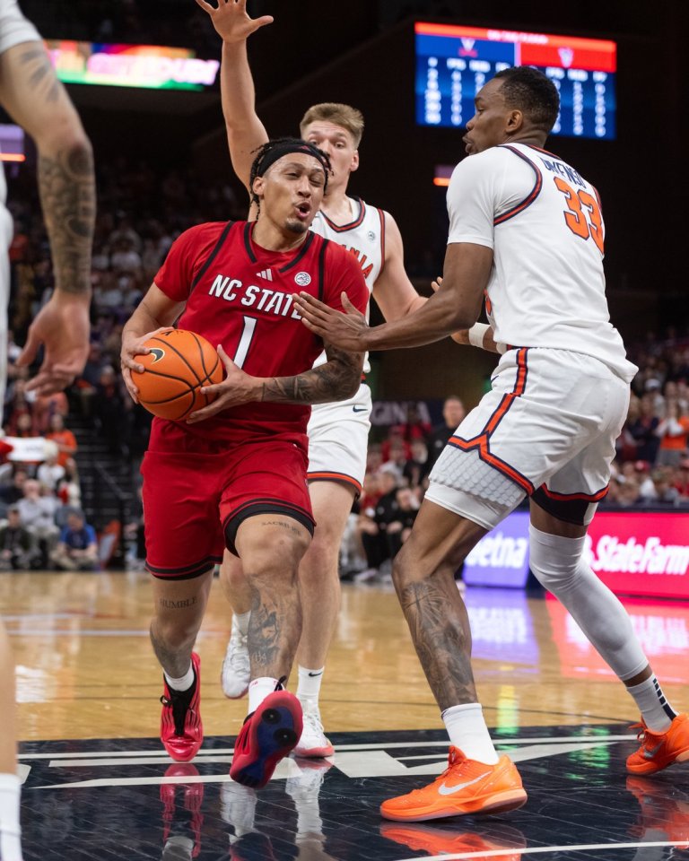 NC State reserve is ejected for leaving the bench during skirmish vs. Virginia | iNFOnews.ca