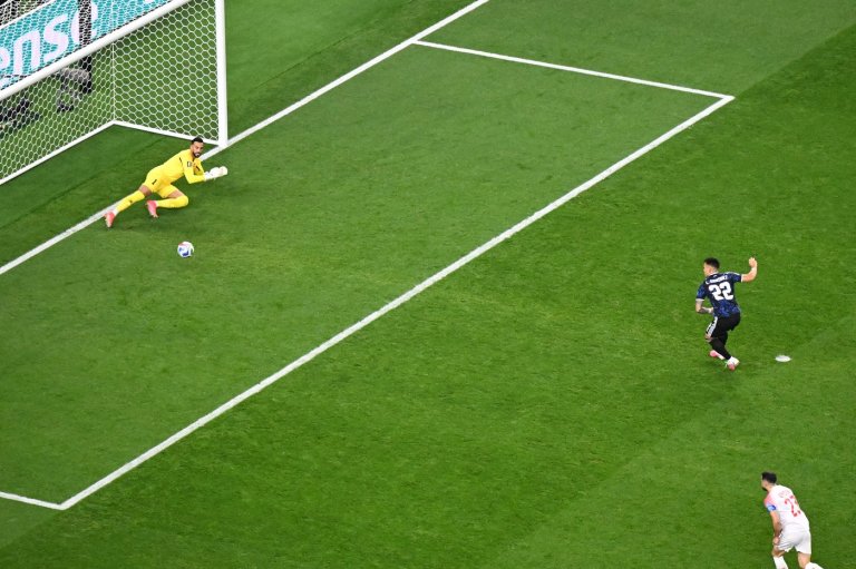 Messi subs in and scores again as defending World Cup champ Argentina beats Jordan to sweep group | iNFOnews.ca