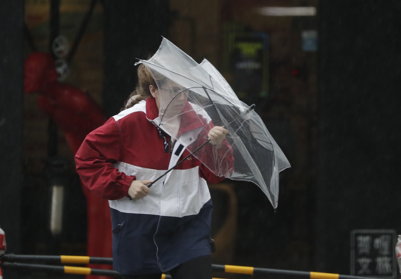 2 dead and thousands evacuated as a typhoon approaches Taiwan | iNFOnews.ca 2 dead and thousands evacuated as a typhoon approaches Taiwan | iNFOnews.ca