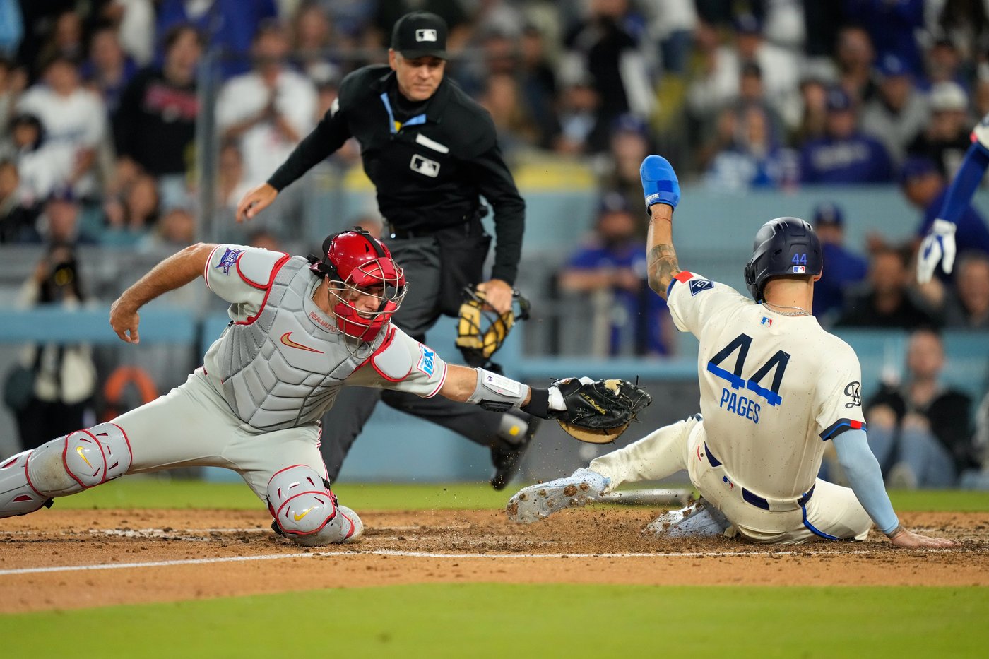 Phillies rally past the Dodgers 4-3 on Edmundo Sosa's homer in 8th | iNFOnews.ca