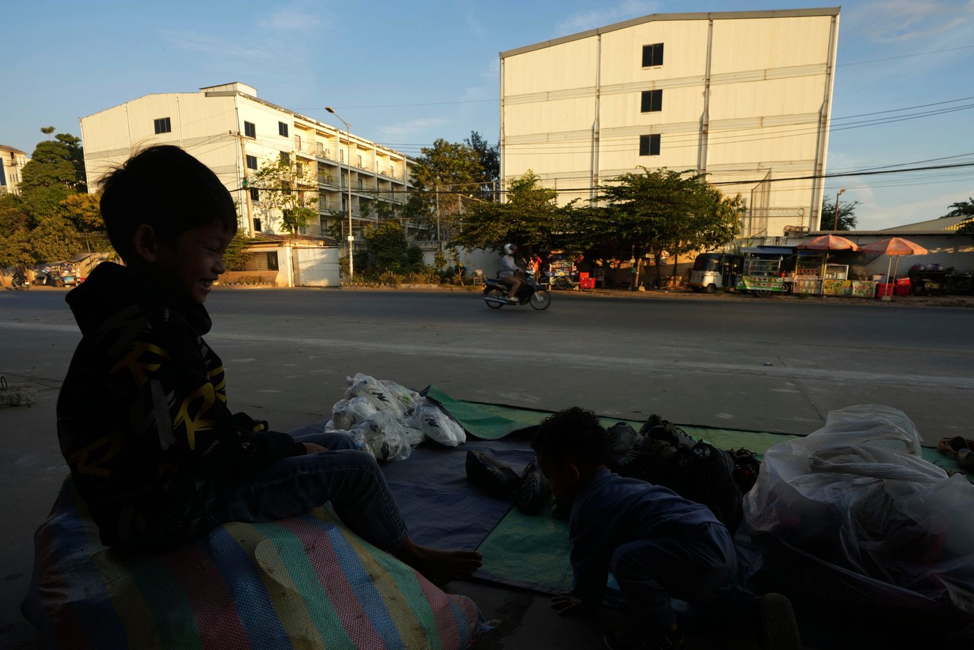 Koreans allegedly involved in online scams in Cambodia to be repatriated to face probes at home | iNFOnews.ca Koreans allegedly involved in online scams in Cambodia to be repatriated to face probes at home | iNFOnews.ca