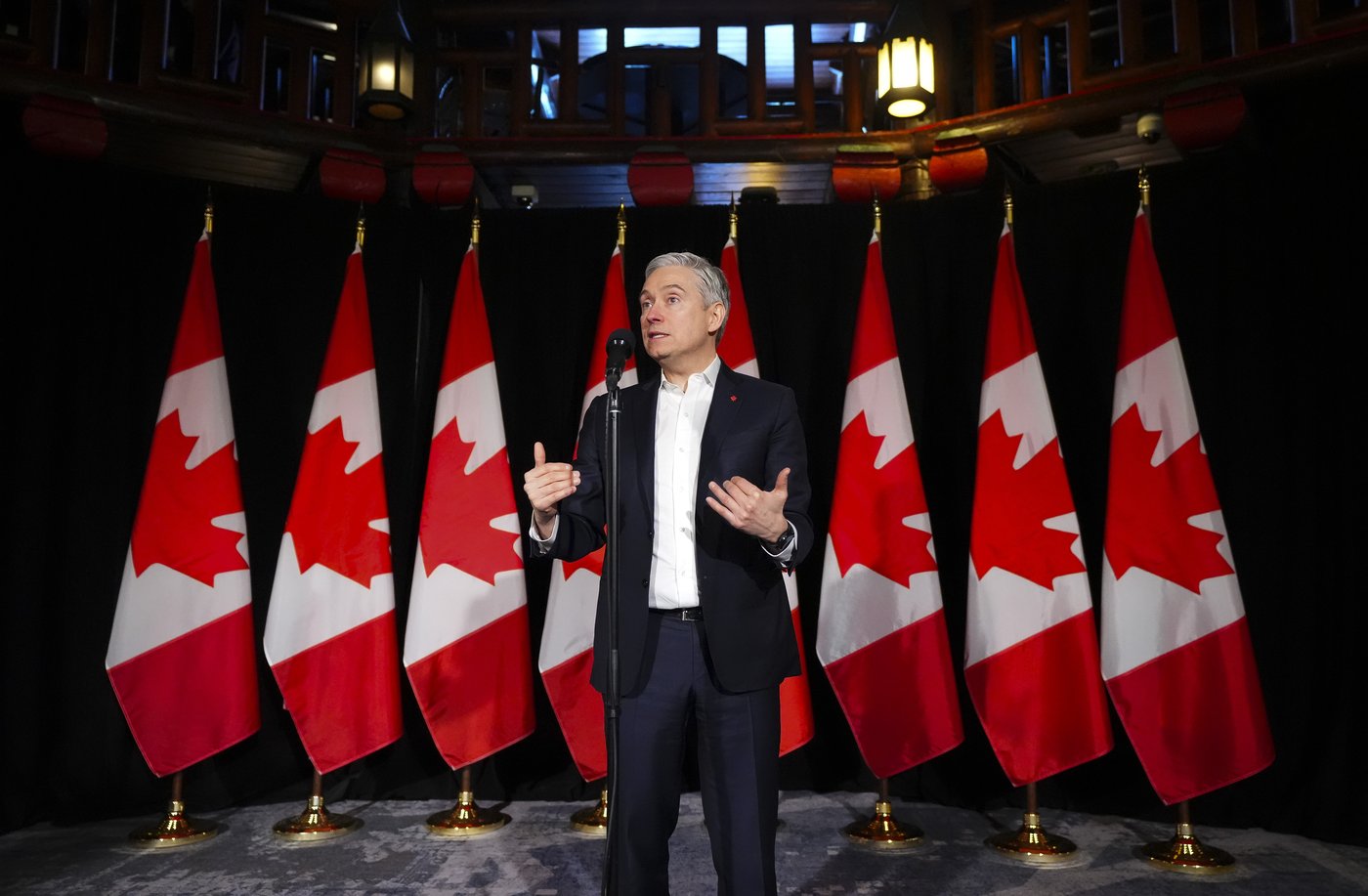 Canada should stop playing defence on Trump's tariff threat, minister says | iNFOnews.ca