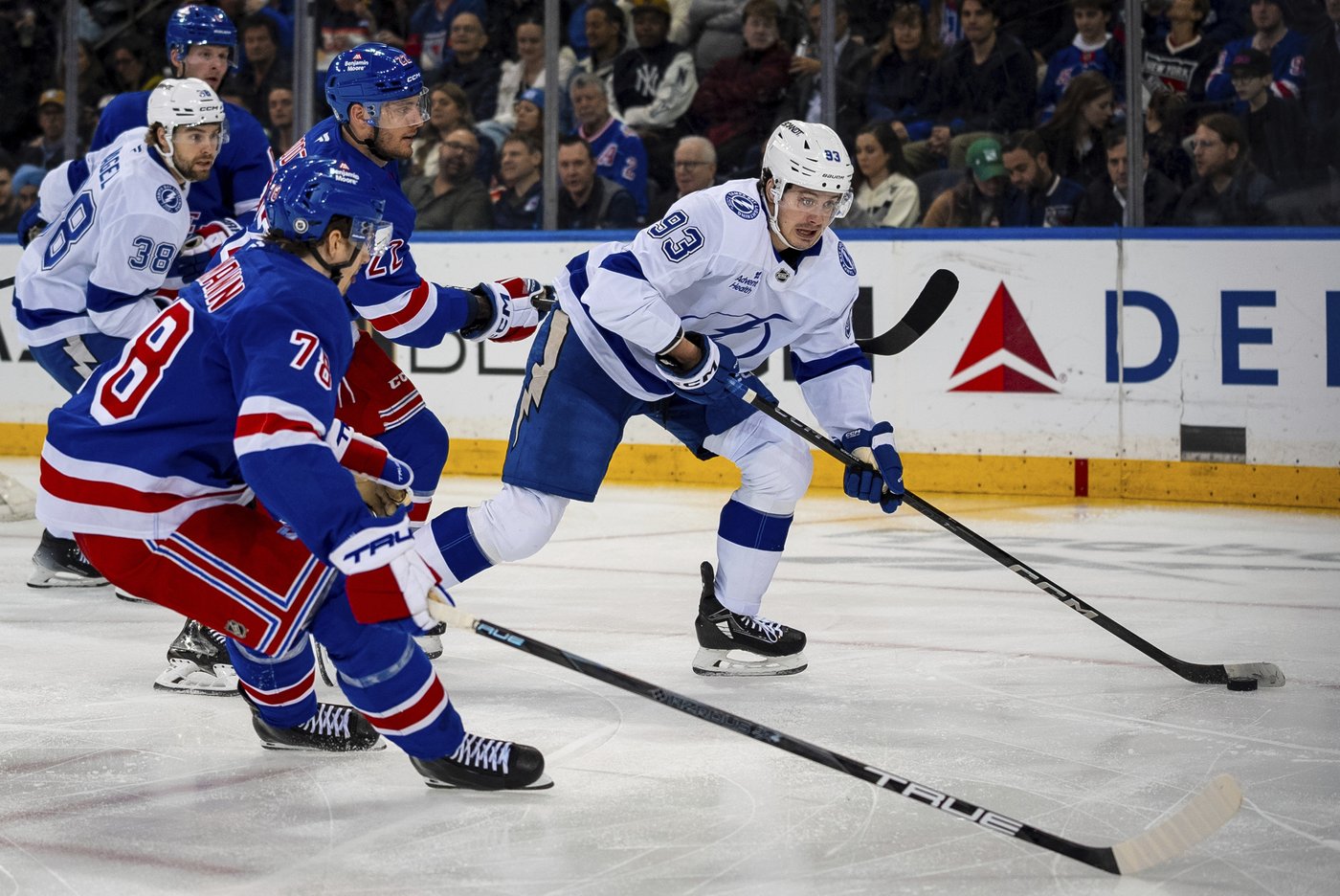 Point scores twice as Lightning defeat Rangers 5-1 | iNFOnews.ca Point scores twice as Lightning defeat Rangers 5-1 | iNFOnews.ca