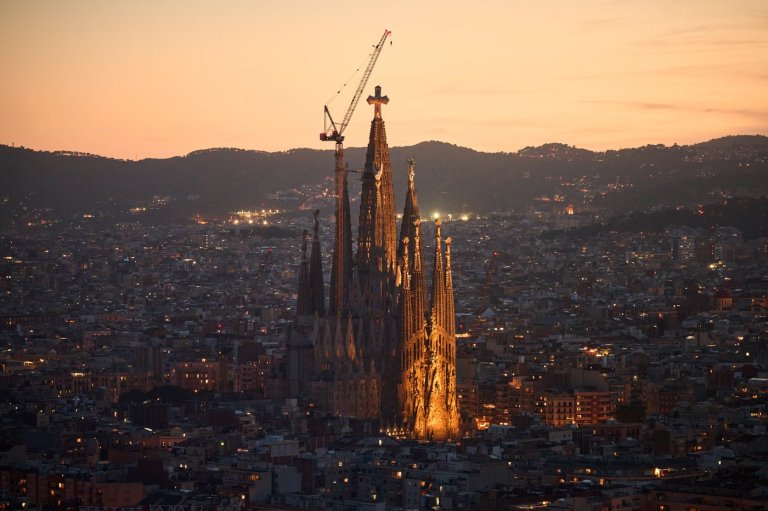 Pope honors Barcelona's sacred monuments on death centenary of Sagrada Familia designer Gaudí | iNFOnews.ca