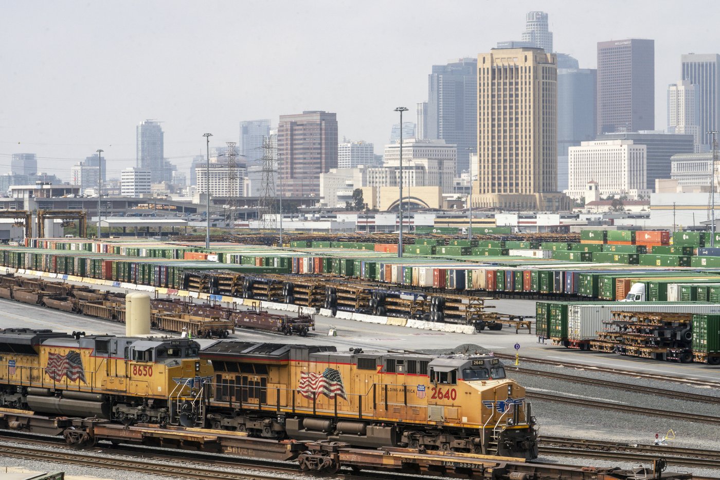 California pulls back EPA requests for approval to phase out diesel-powered trains and big rigs | iNFOnews.ca