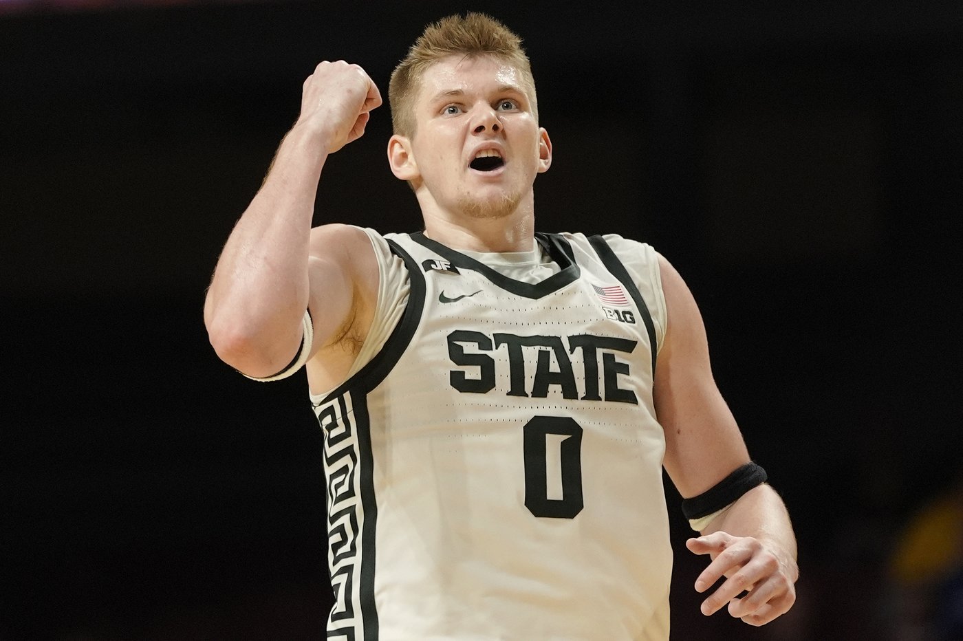 Carr scores 12, Kohler has double-double and Michigan State beats Minnesota 90-72 in Big Ten opener | iNFOnews.ca Carr scores 12, Kohler has double-double and Michigan State beats Minnesota 90-72 in Big Ten opener | iNFOnews.ca