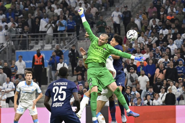 Chevalier blunder raises more doubts about whether PSG should have sold Donnarumma | iNFOnews.ca