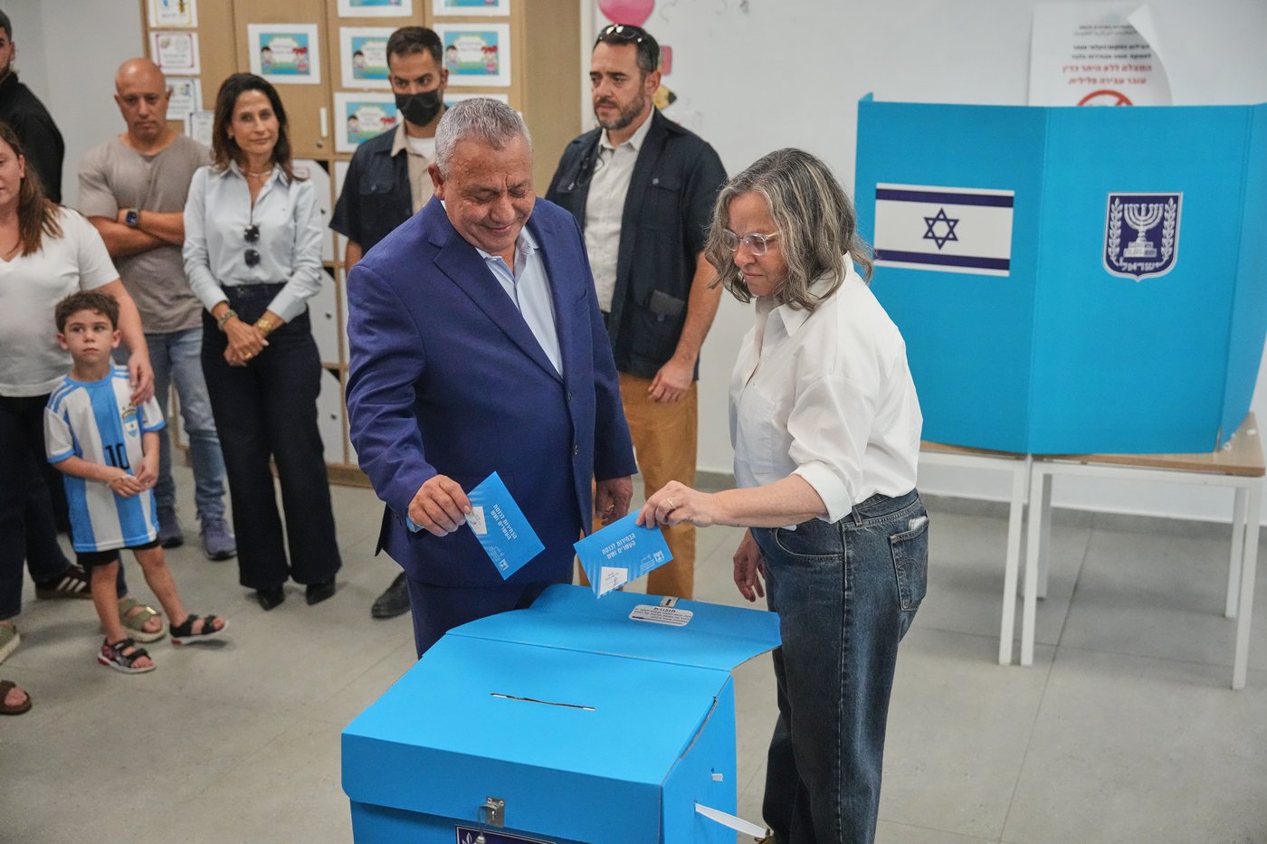 Exit polls suggest a rebuke of Netanyahu but no clear winner in Israel's election | iNFOnews.ca