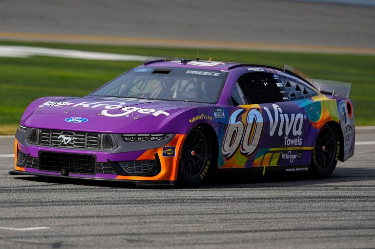 Clash winner Ryan Preece leads Ford top-5 sweep in final Daytona 500 practice | iNFOnews.ca