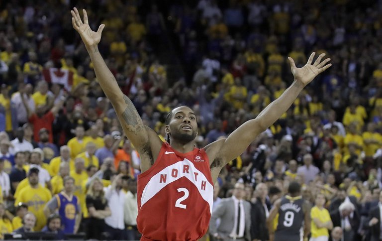 Reports: Raptors, Clippers agree to complete trade to send Leonard back to Toronto | iNFOnews.ca