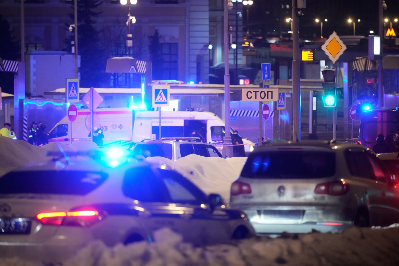 An attacker detonates an explosive device in Moscow, killing a police officer and himself | iNFOnews.ca