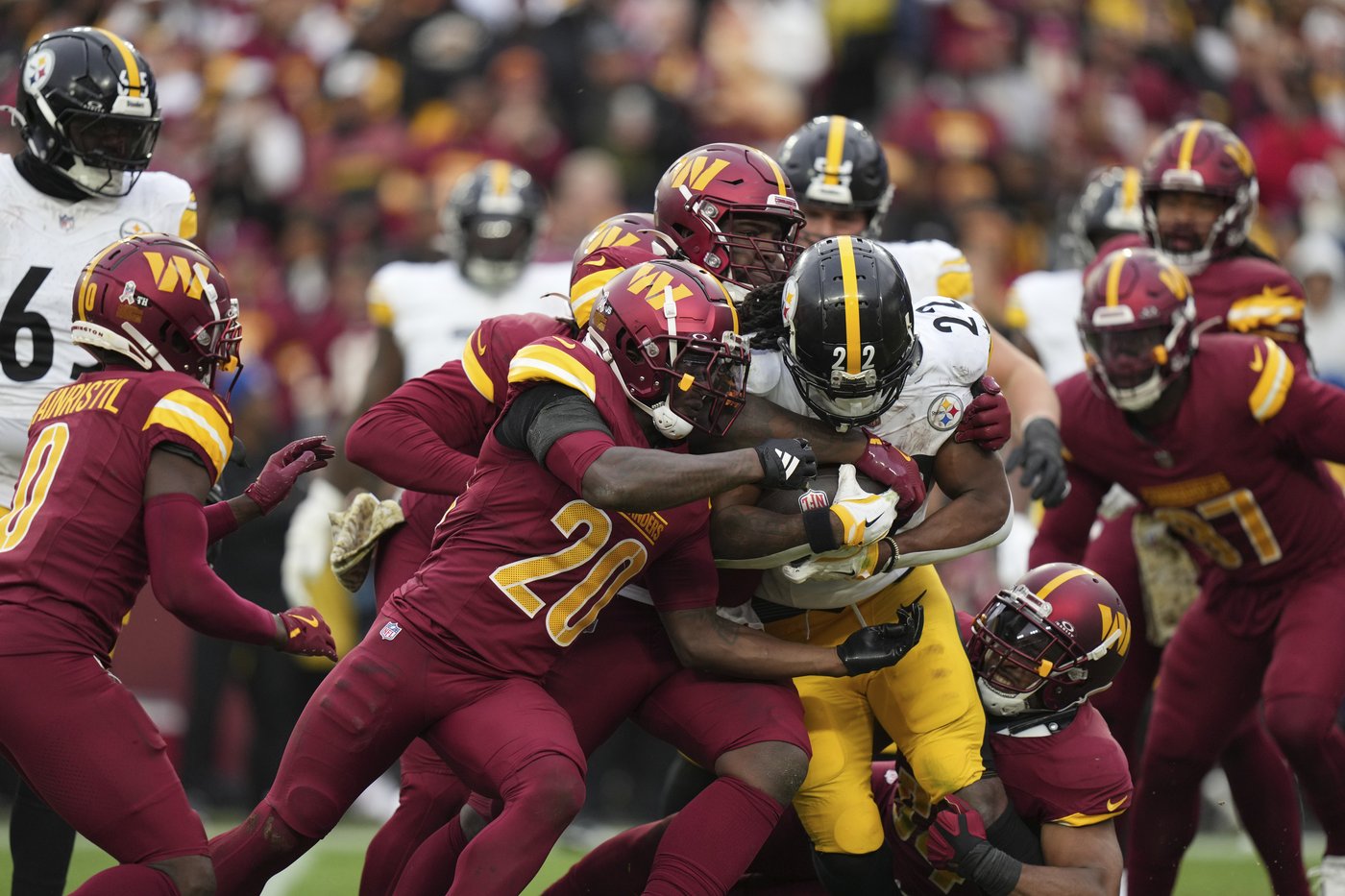 Eagles and Commanders meet in biggest game in NFC East rivalry series in nearly 30 years | iNFOnews.ca