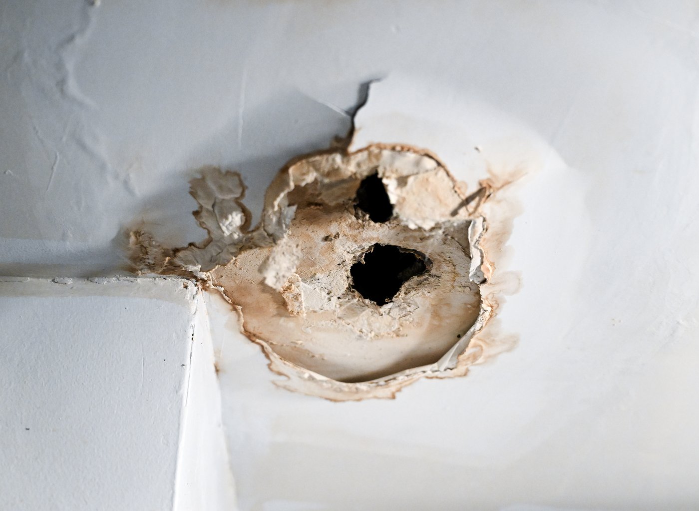 As governments pour billions into new affordable housing, existing units in disrepair | iNhome