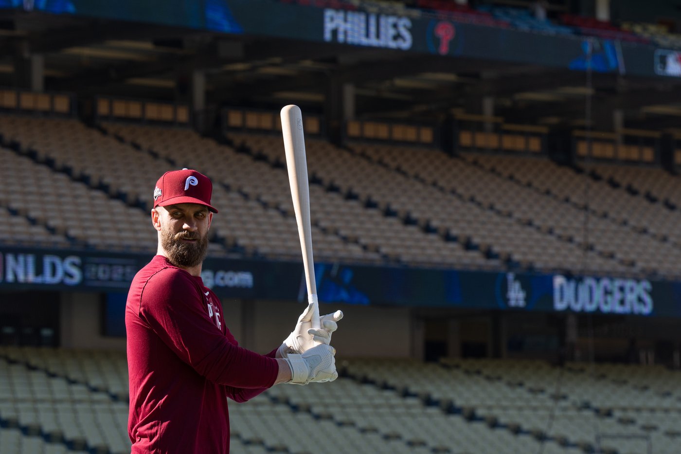 Bryce Harper understands boos from Phillies fans as NL Division Series moves to LA | iNFOnews.ca