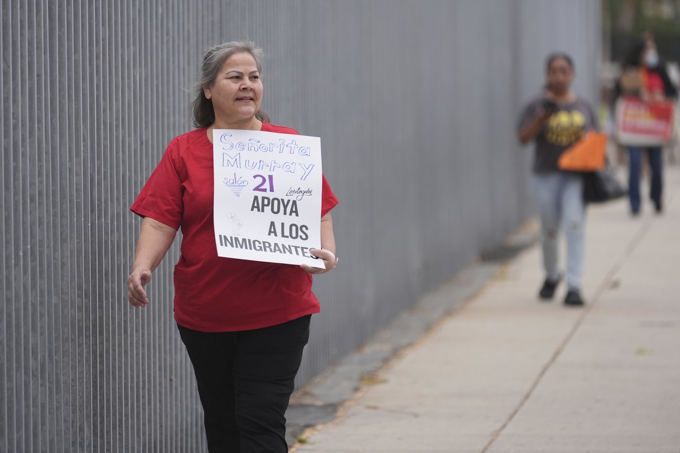 Los Angeles school year begins amid fears over immigration enforcement | iNFOnews.ca