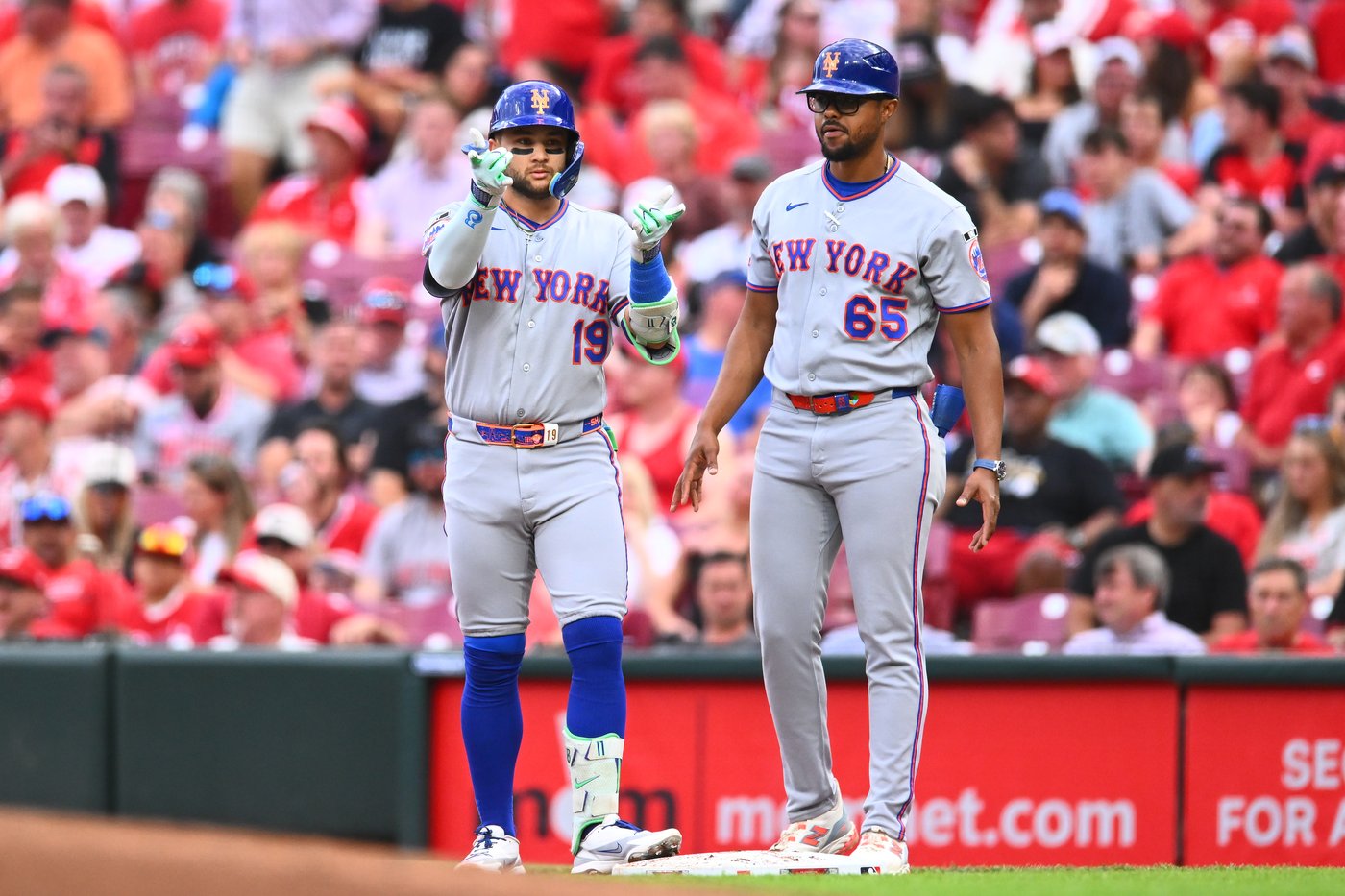 Sal Stewart's 3-run homer in 4-run first inning spoils Kodai Senga's return as Reds beat Mets 5-3 | iNFOnews.ca Sal Stewart's 3-run homer in 4-run first inning spoils Kodai Senga's return as Reds beat Mets 5-3 | iNFOnews.ca