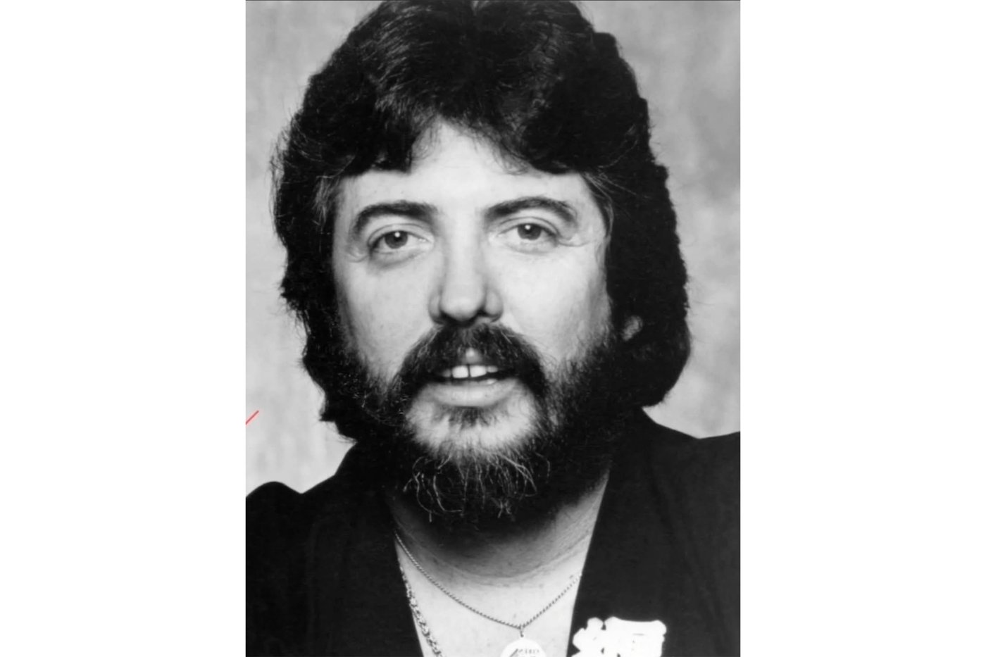 Dash Crofts of Seals & Crofts, known for hits 'Summer Breeze' and 'Diamond Girl,' dies at 87 | iNFOnews.ca