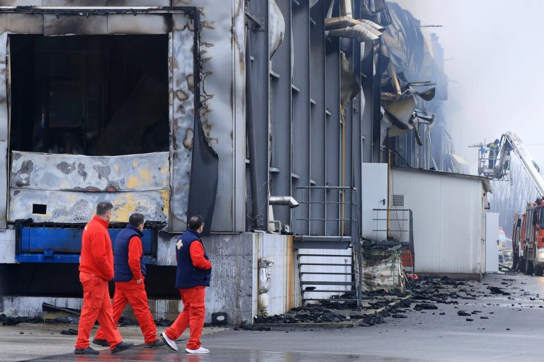 Explosion at cookie factory in central Greece kills at least 4 | iNFOnews.ca