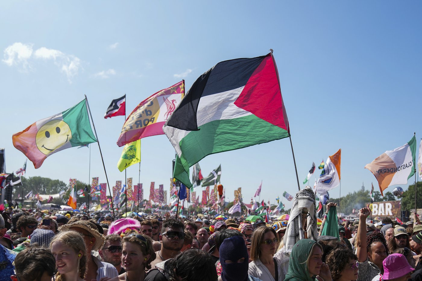 Irish rap group Kneecap plays for a big Glastonbury crowd despite criticism | iNFOnews.ca