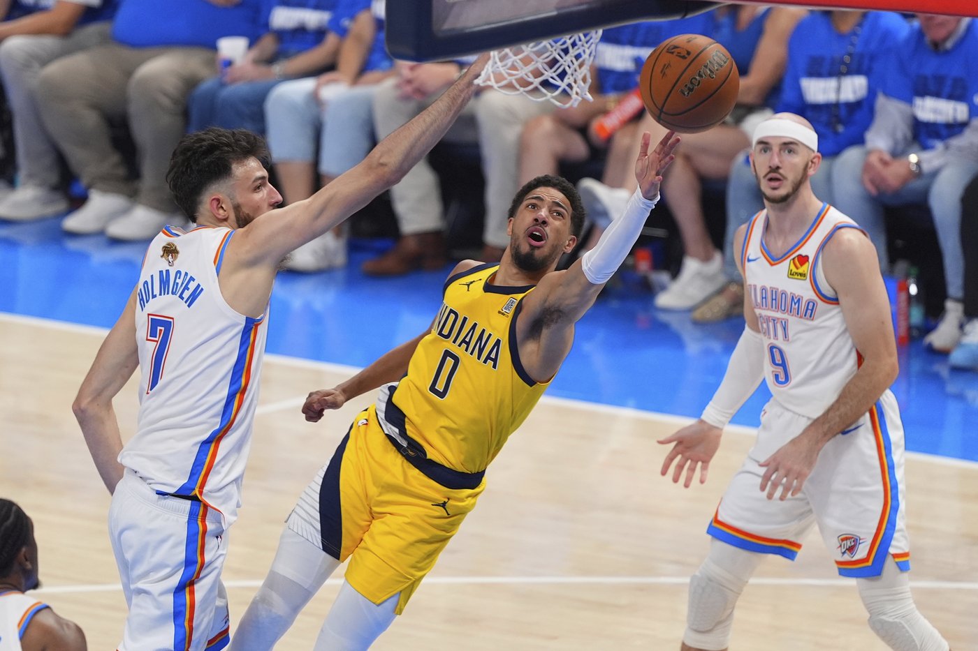 Game 5: Williams scores 40 points and Thunder win 120-109 for a 3-2 NBA Finals lead over Pacers | iNFOnews.ca