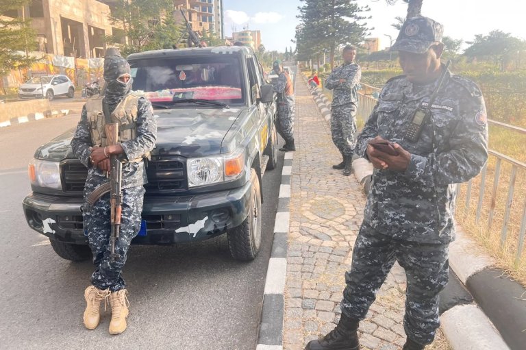Ethiopian police ask residents in Tigray regional capital to help restore order after rebel pullout | iNFOnews.ca