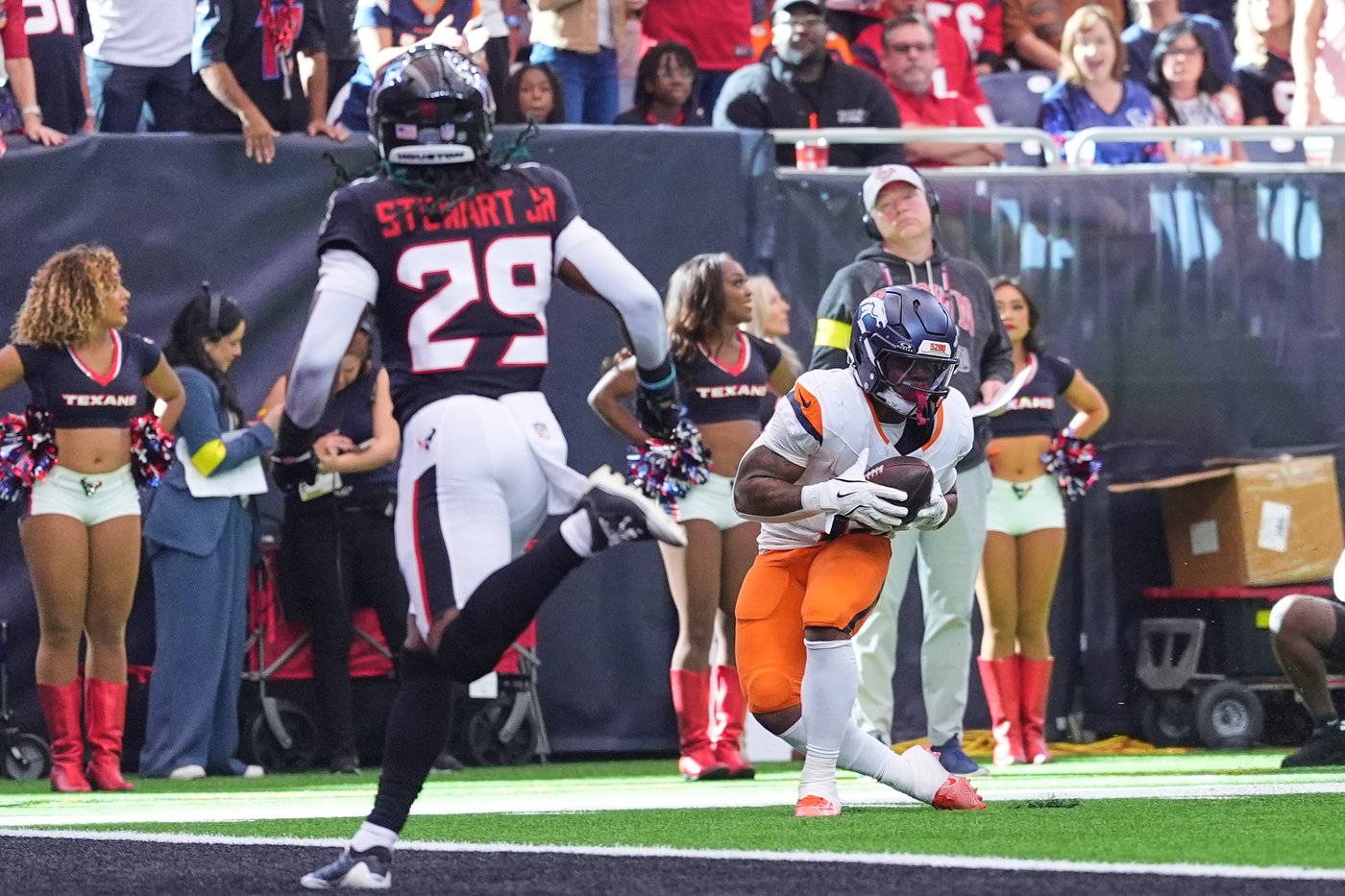 Broncos tailback RJ Harvey figures to play bigger role against Chiefs with J.K. Dobbins out | iNFOnews.ca Broncos tailback RJ Harvey figures to play bigger role against Chiefs with J.K. Dobbins out | iNFOnews.ca