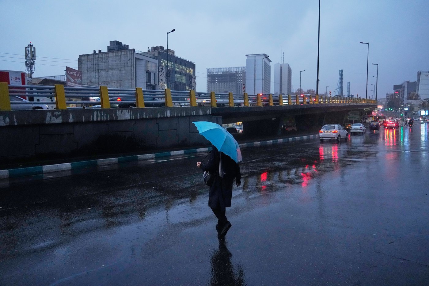 First rain of autumn falls in Iran's capital, but the drought-ravaged nation needs far more | iNFOnews.ca