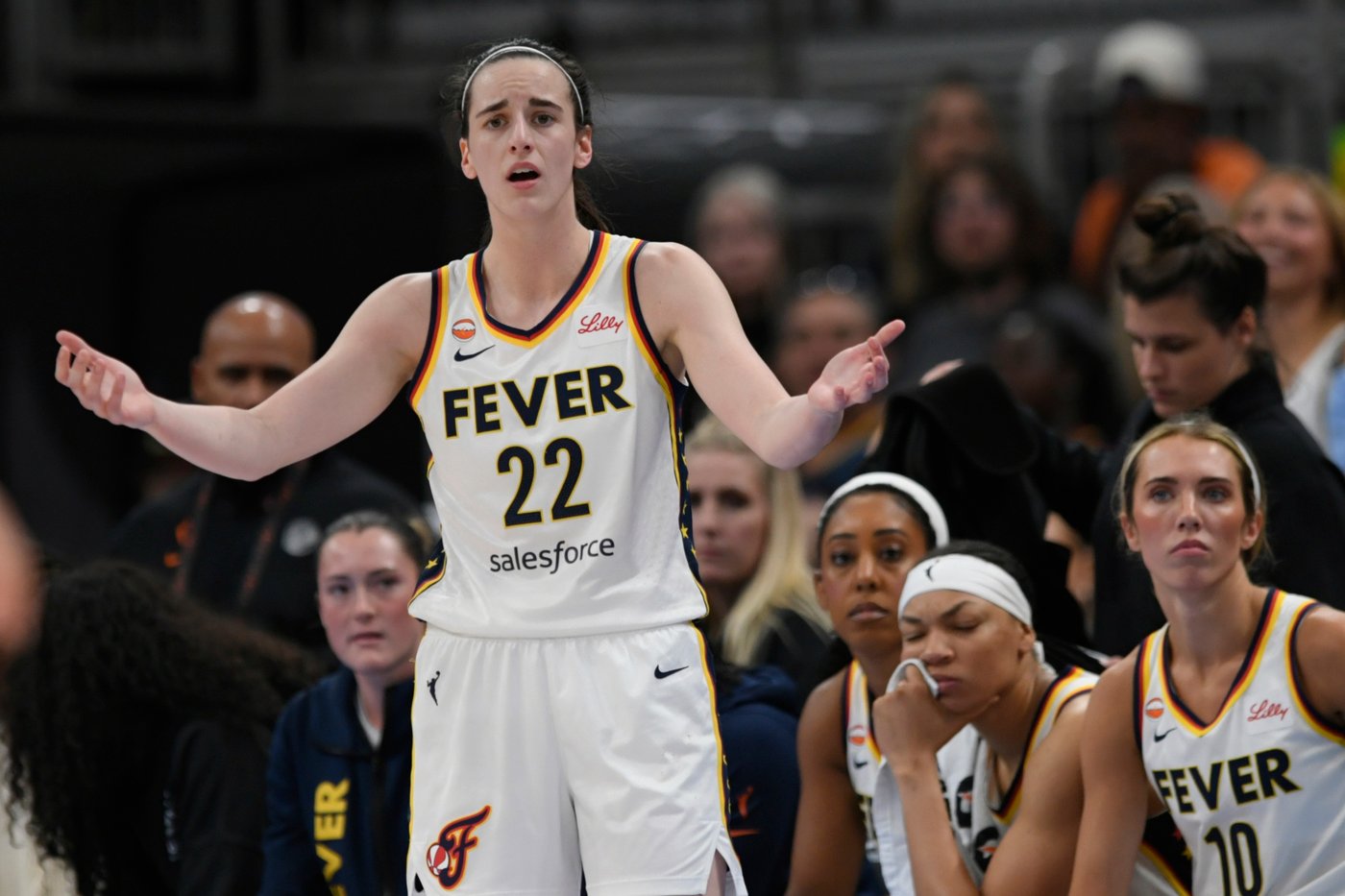 WNBA quickly rescinds technical on Fever's Caitlin Clark that would have forced 1-game suspension | iNFOnews.ca WNBA quickly rescinds technical on Fever's Caitlin Clark that would have forced 1-game suspension | iNFOnews.ca