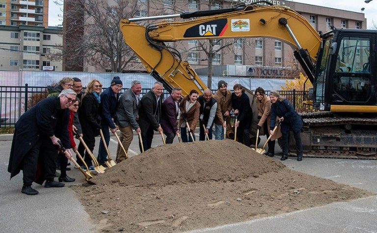 Kamloops mayor wants to pause big, expensive city projects | iNFOnews.ca