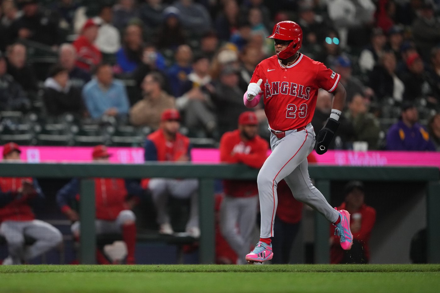 Christian Moore and Bryce Teodosio rally Angels past Mariners 6-4 | iNFOnews.ca Christian Moore and Bryce Teodosio rally Angels past Mariners 6-4 | iNFOnews.ca