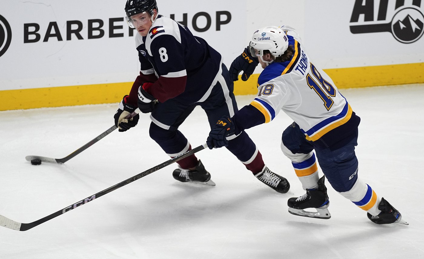 Drouin has 2 goals and an assist, Necas scores in home debut and Avalanche blank Blues 5-0 | iNFOnews.ca
