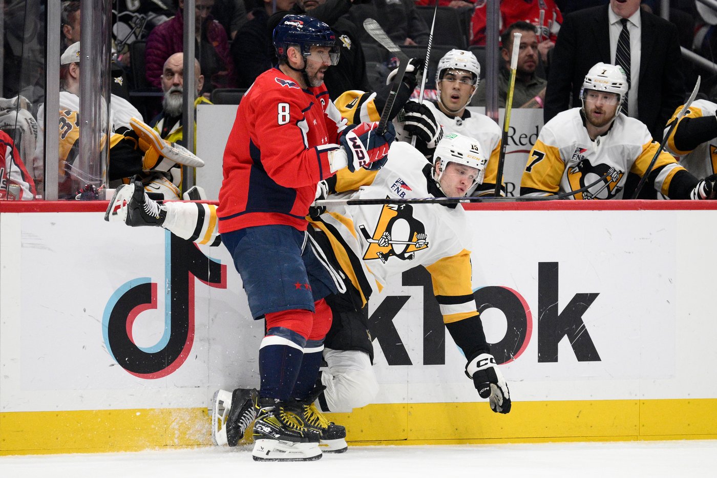 Ovechkin, Capitals keep postseason hopes alive with 3-0 victory over Penguins | iNFOnews.ca