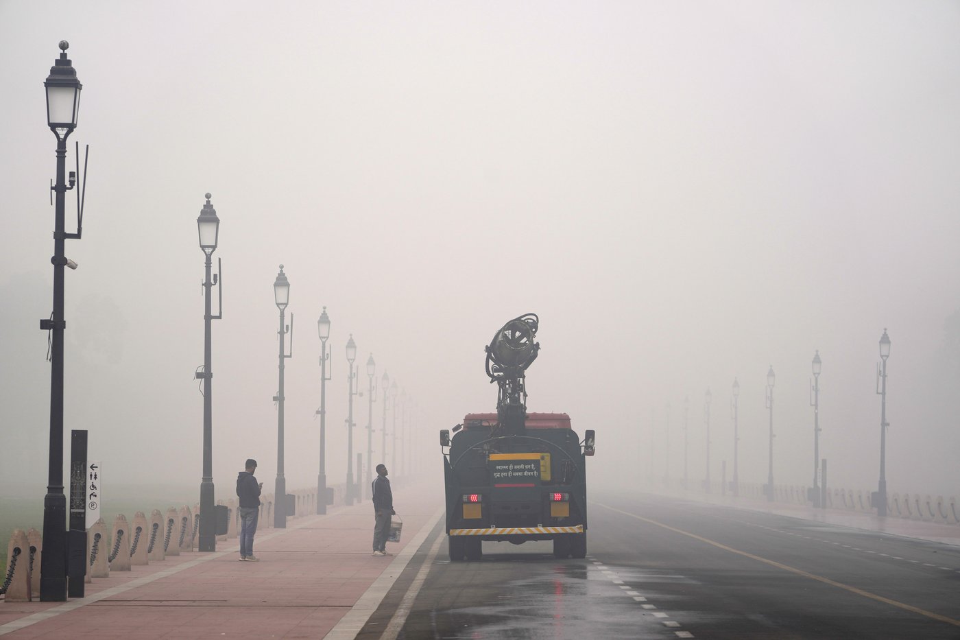 India's capital chokes as air pollution levels hit 50 times the safe limit | iNFOnews.ca India's capital chokes as air pollution levels hit 50 times the safe limit | iNFOnews.ca
