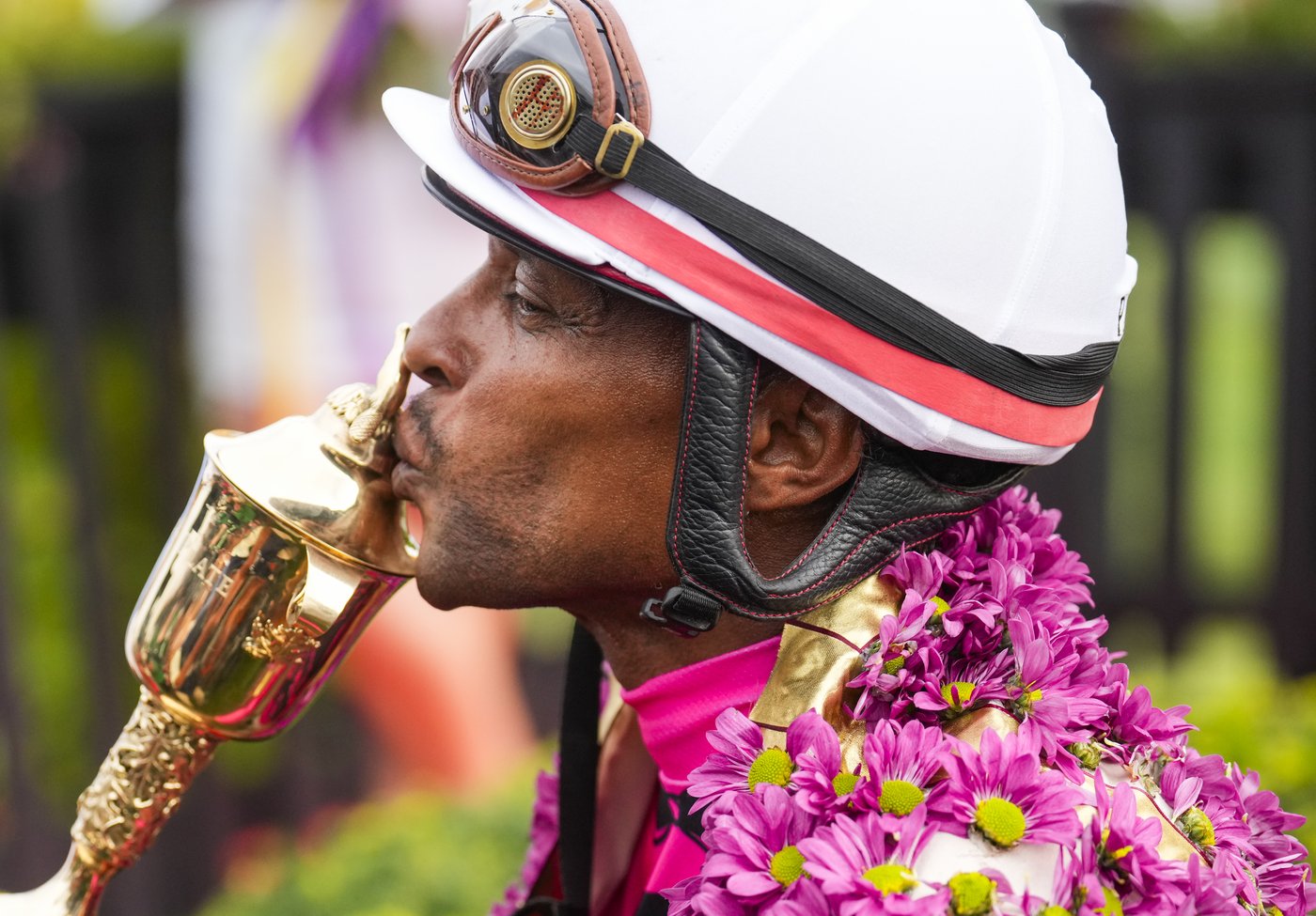 Triple Crown-winning jockey Patrick Husbands retires from thoroughbred racing | iNFOnews.ca Triple Crown-winning jockey Patrick Husbands retires from thoroughbred racing | iNFOnews.ca