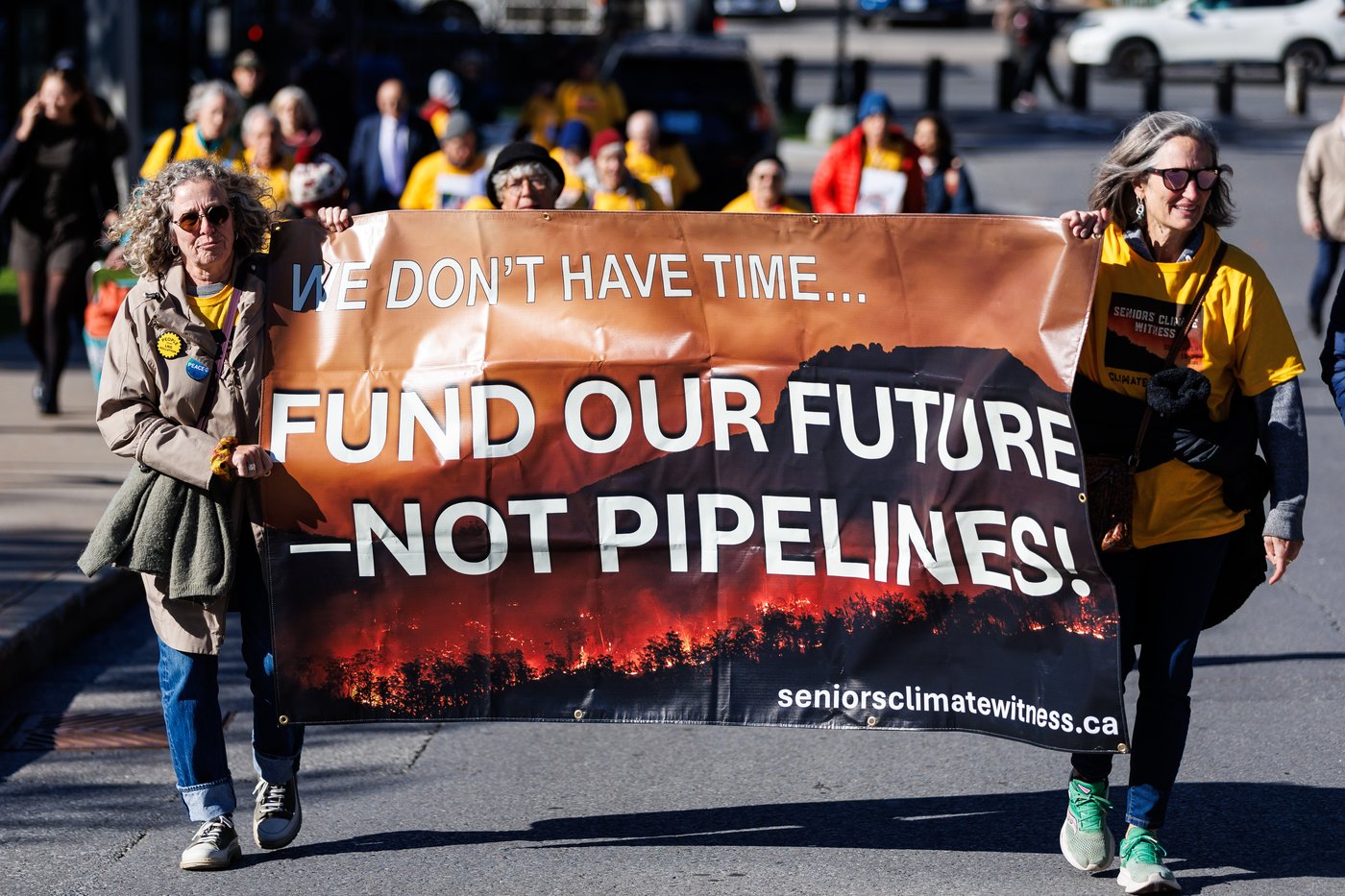 Seniors arrested, charged with trespassing during climate protest on Parliament Hill | iNFOnews.ca Seniors arrested, charged with trespassing during climate protest on Parliament Hill | iNFOnews.ca