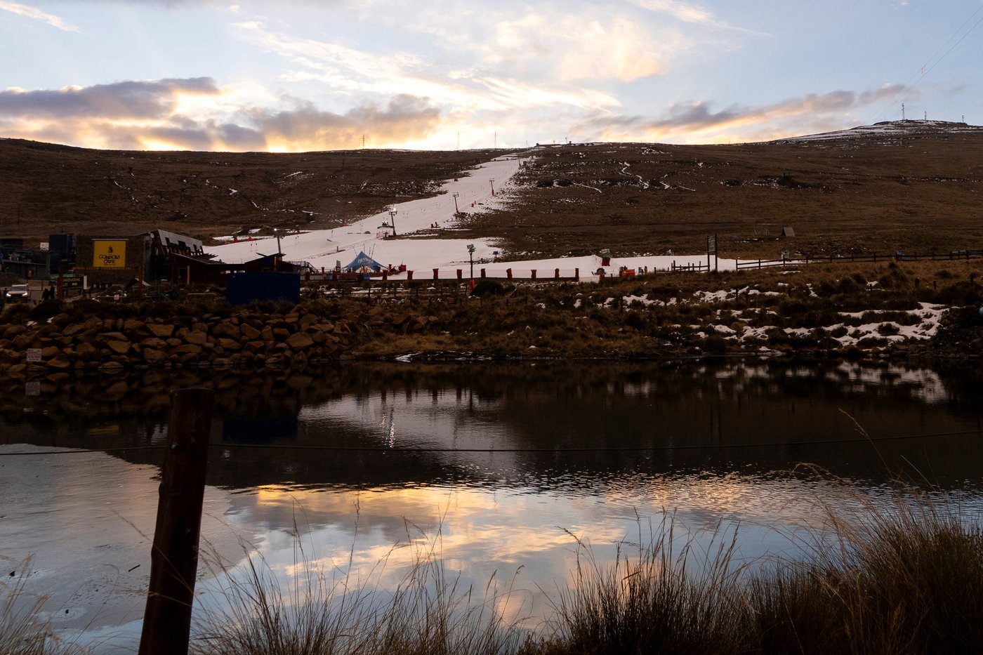 Thousands of African winter skiing tourists are flocking to snowy Lesotho | iNFOnews.ca Thousands of African winter skiing tourists are flocking to snowy Lesotho | iNFOnews.ca