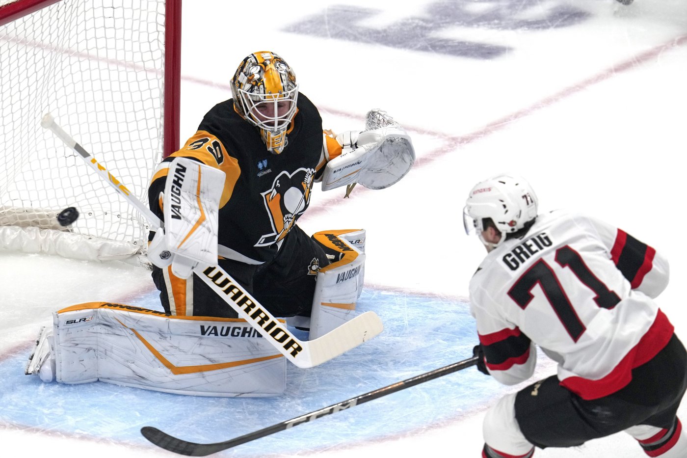 Pinto scores twice, Senators pounce on Penguins for 5-0 win | iNFOnews.ca