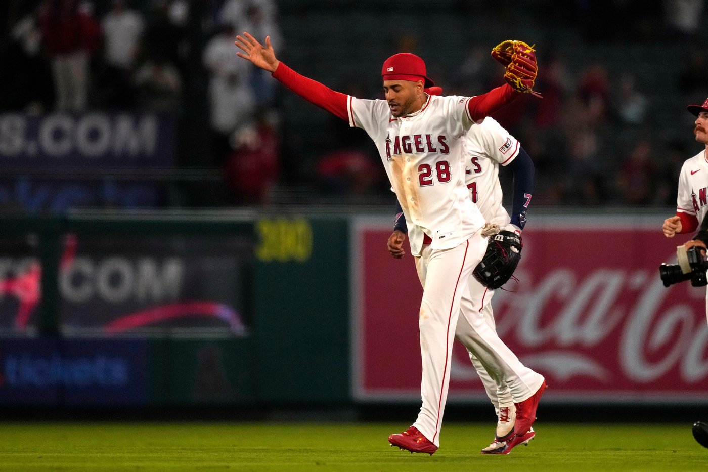 Meckler, Madrigal each have 4 hits in the Angels' 11-4 win over the Rockies | iNFOnews.ca Meckler, Madrigal each have 4 hits in the Angels' 11-4 win over the Rockies | iNFOnews.ca