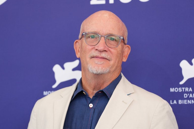 Ashley St. Clair and Alex Gibney on AI and the dangers of Elon Musk | iNFOnews.ca