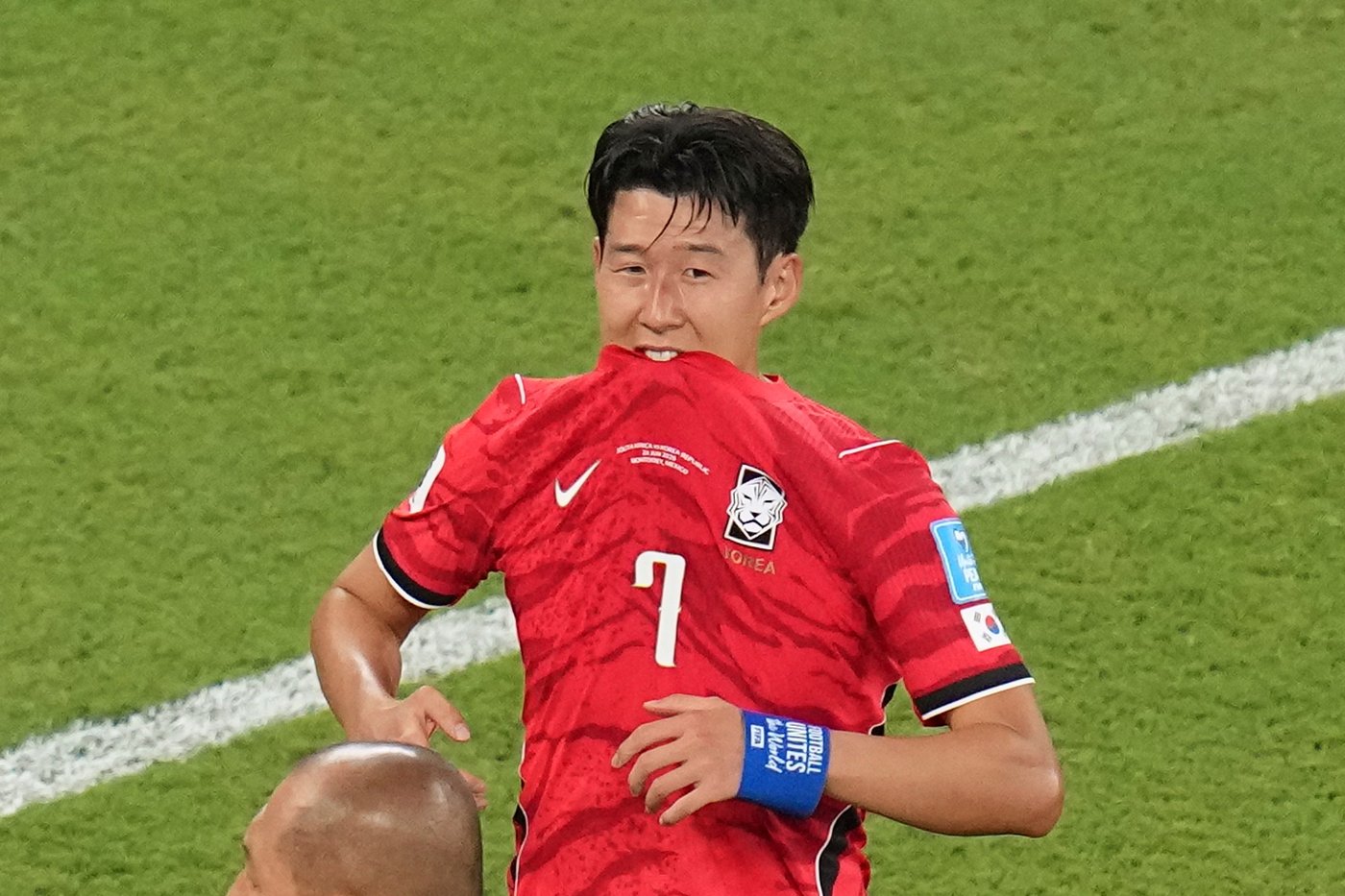 Son Heung-min 'indescribably hurt' by South Korea's World Cup exit, vows to 'win the hearts' of fans | iNFOnews.ca Son Heung-min 'indescribably hurt' by South Korea's World Cup exit, vows to 'win the hearts' of fans | iNFOnews.ca