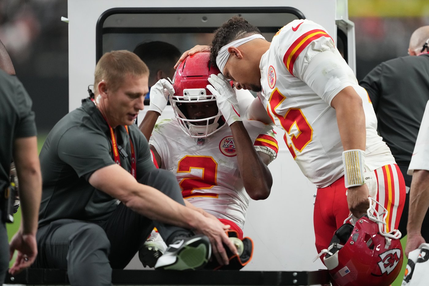 Chiefs' Thornton out 12-16 weeks after dislocating left ankle and tearing ligaments, AP source says | iNFOnews.ca