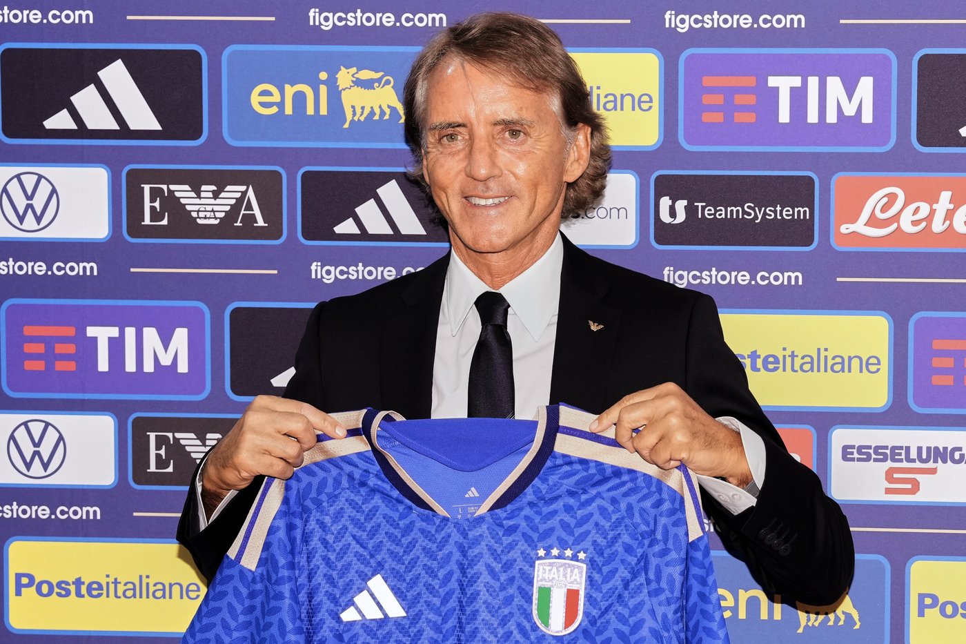 Mancini calls up 34 players for his first Italy squad since returning | iNFOnews.ca