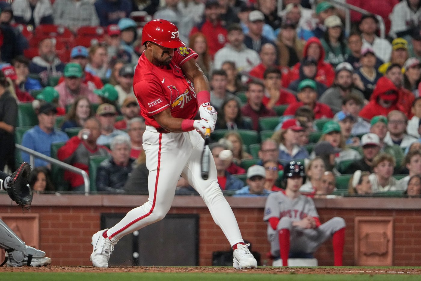 Dustin May throws 6 strong innings, Cardinals beat Red Sox 3-2 in series opener | iNFOnews.ca