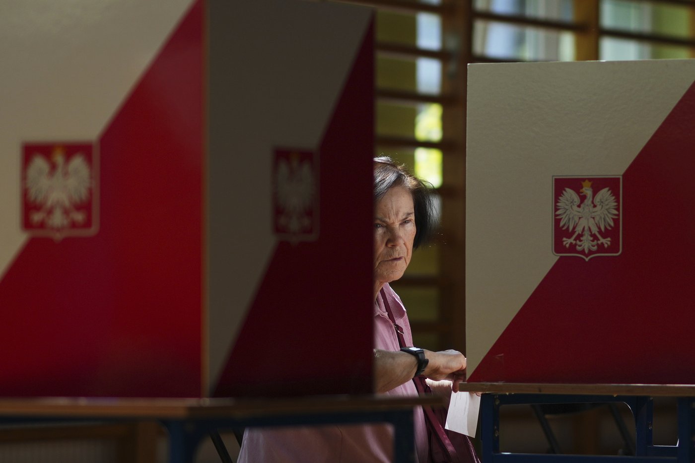 Poland on a knife’s edge as exit polls show a near tie in presidential runoff | iNFOnews.ca Poland on a knife’s edge as exit polls show a near tie in presidential runoff | iNFOnews.ca