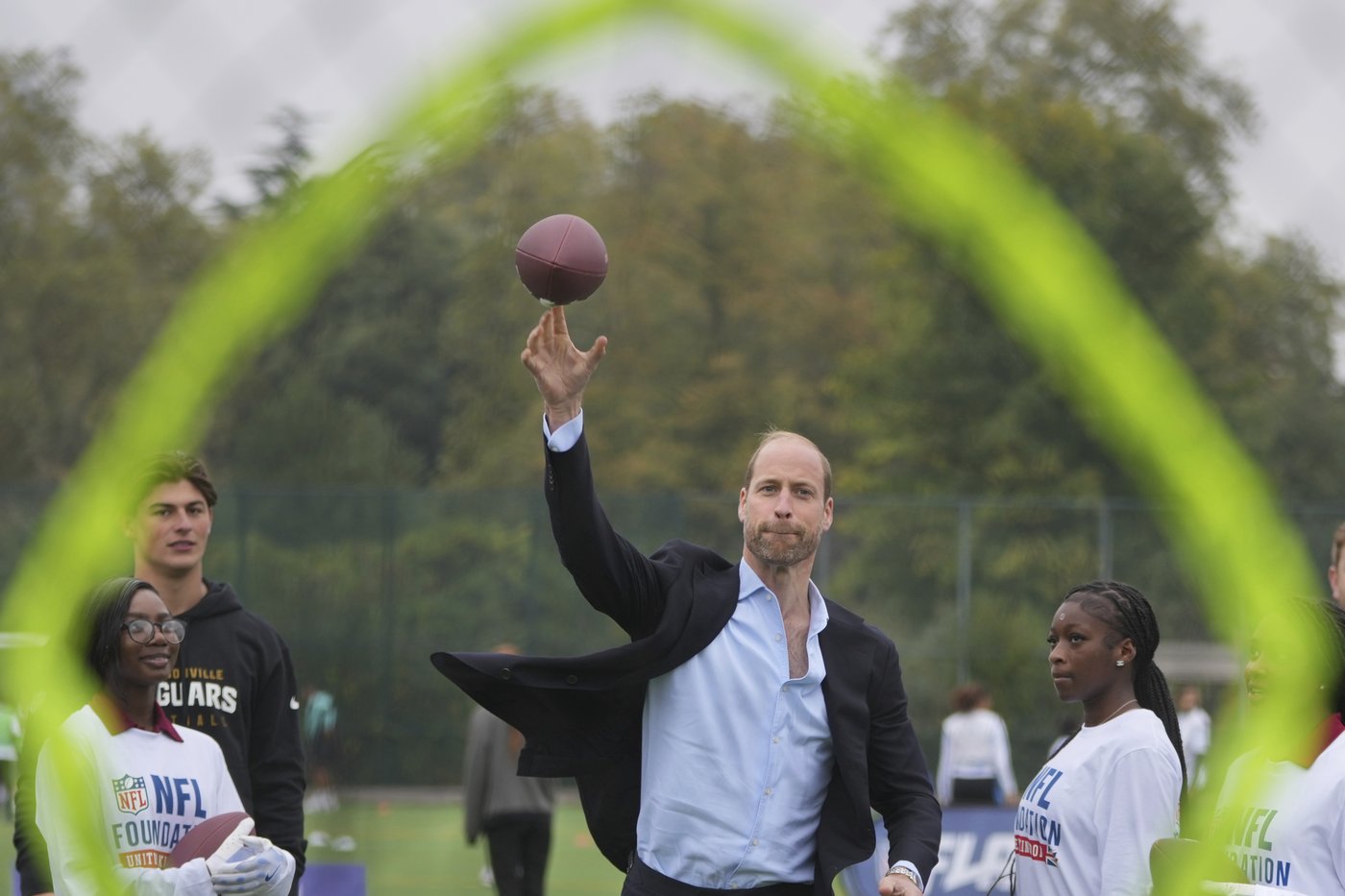 Royal arm: Prince William tries his hand at flag football in NFL event with kids in London | iNFOnews.ca Royal arm: Prince William tries his hand at flag football in NFL event with kids in London | iNFOnews.ca