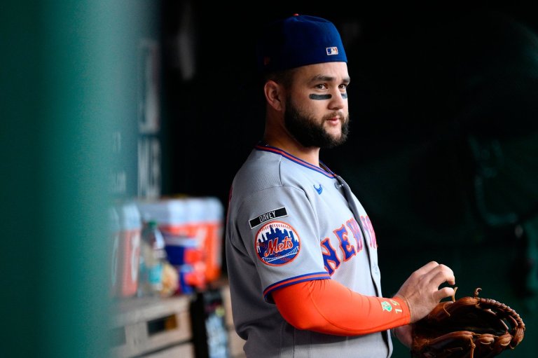 Bichette exercises $42 million player option to keep Mets contract rather than become free agent | iNFOnews.ca
